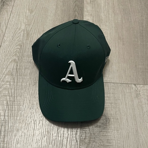 New Era Oakland Athletics Hat - Picture 1 of 7